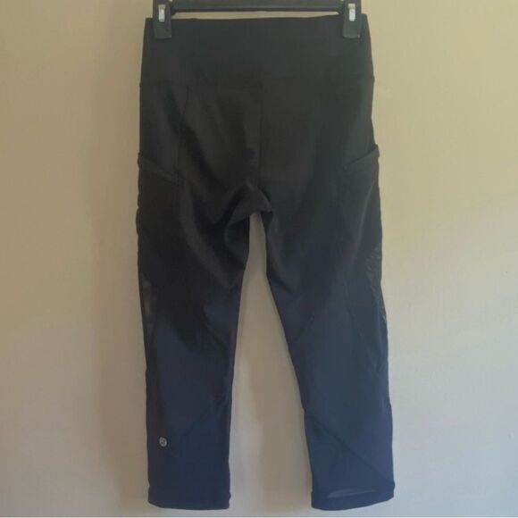 Lululemon Cropped Mesh Black Leggings 6 - Picture 5 of 8